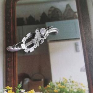 ORIA ヤドリギのブローチ フランスアンティーク : BAU ANTIQUES - 通販