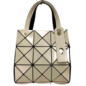 BAO ISSEY MIYAKE 超美品 バオバオ イッセイミヤケ 2016年商品 BB64  