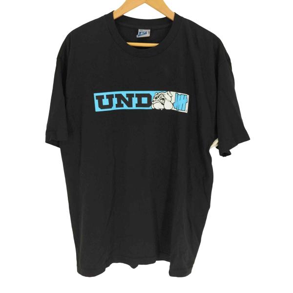 UNDEFEATED(アンディフィーテッド) BUMPER STICKER S/S TEE バンパー...