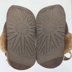 UGG(アグ) スリッポン ヒール シープファ...の詳細画像3