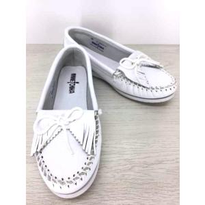 ミネトンカ Minnetonka UNBEADED KILTY WHITE SMOOTH モカシンブーツ レディース 24.5 中古 210305｜bazzstore