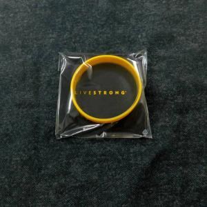 LIVE STRONG リストバンド NIKE ...の商品画像