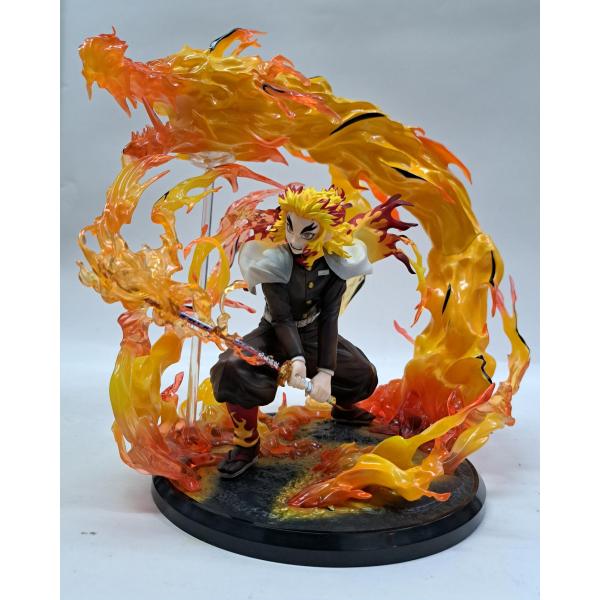 煉獄杏寿郎 炎の呼吸 奥義 玖ノ型・煉獄 1/8 フィギュア 鬼滅の刃 ANIPLEX