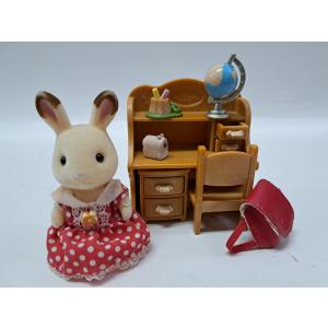 シルバニアファミリー ショコラウサギの女の子・家具セット DF-10｜bbutton2000