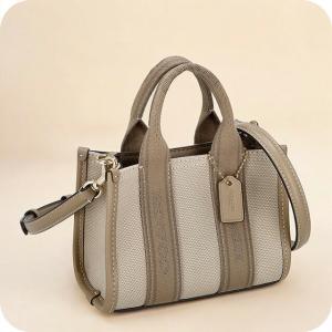 Vivienne Westwood（ヴィヴィアンウエストウッド） Vivienne Westwood
