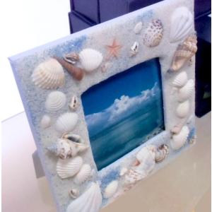 貝殻フレーム　シェルの写真立て　中　沖縄雑貨　南島雑貨　　貝殻細工　フォトフレーム　全国