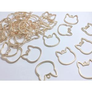 1個 ビーズクラブ レジン枠 ねこ ネコ ゴールド 空枠 フレーム 29mm UVレジン パーツ