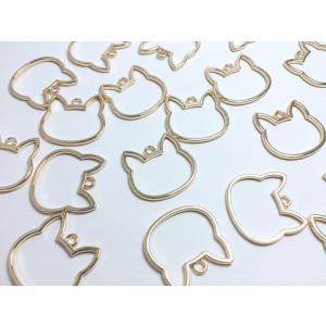 1個 ビーズクラブ レジン枠 ねこ ネコ ゴー...の詳細画像1