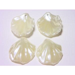 アクリル花びらFパール