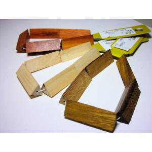 ウッドビーズ　三角柱　10×30mm　(5ヶ)
