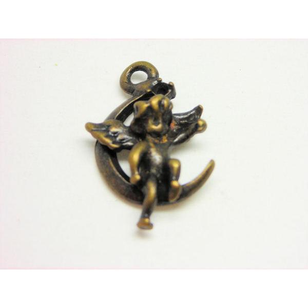 チャーム　エンジェル４（月S）19×12mm　1ヶ