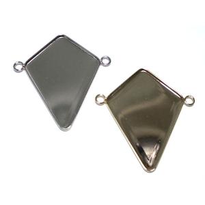 変形枠　変形四角　枠部30×40mm(カン4mm×2ヶ付)