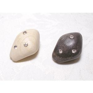 ガラスダイヤ入りウッドビーズ３（1ケ）１７Ｘ２４ＭＭ