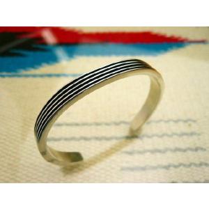 TOM HAWK トムホーク 6ラインバングル シルバー インディアン