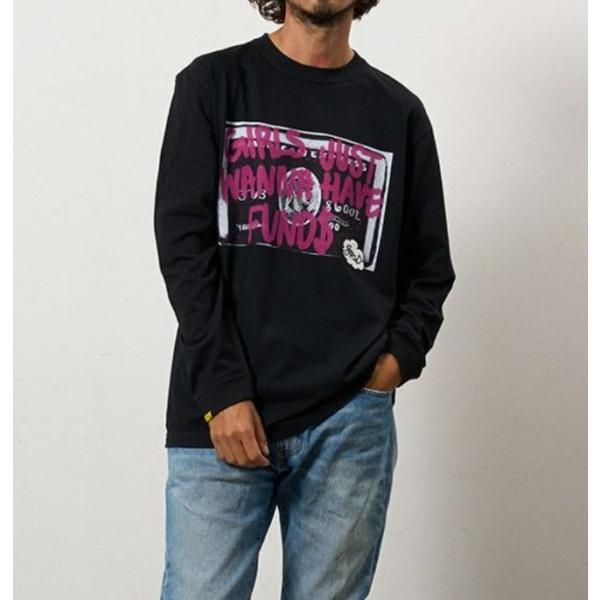 STUD MUFFIN スタッドマフィン ロンＴ コットン天竺 クレジットグラフィティ＆パッチ 長袖...