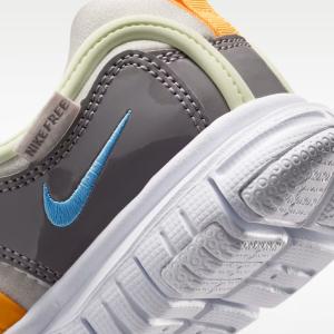 即納 NIKE ナイキ DYNAMO FREE...の詳細画像4