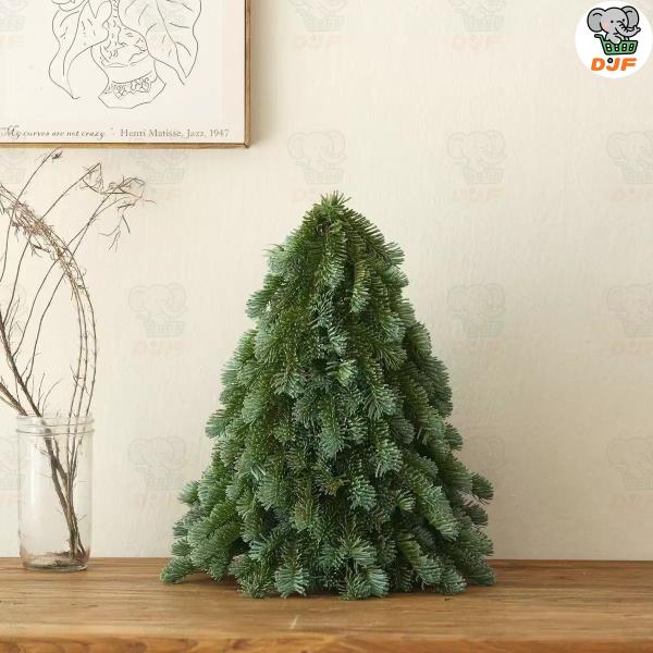 ミニクリスマスツリー 木製ベース リアルな針葉 卓上装飾 クリスマス雰囲気演出 2 サイズ展開