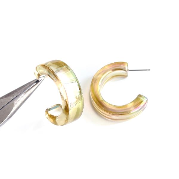 eje375【1ペア】透明 ピーチ＆オーロラカラー 大ぶり 約30mm フープピアス サージカルステ...