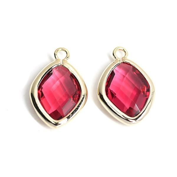 【2個入り】Rubyカラーガラス16mmダイヤモンド形ゴールドチャーム