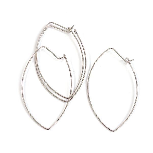 eje705【4個入り】華奢 丈夫な大ぶり楕円形 約30mm * 51mm シルバー フックピアス ...