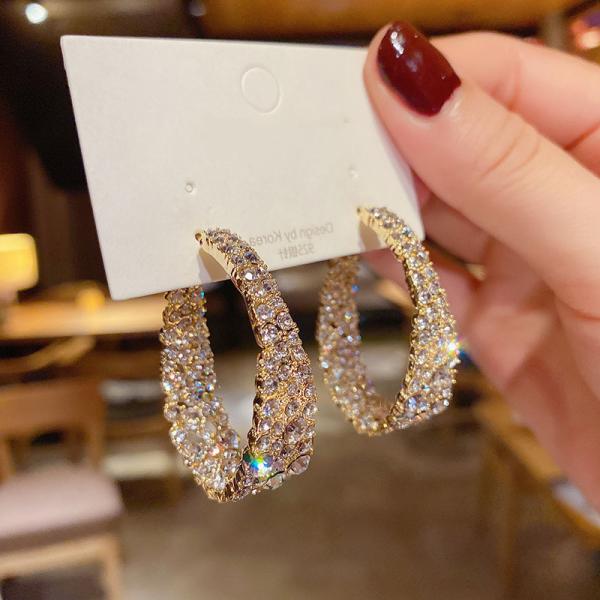 ピアス　キラキラ　ゴージャス　フープ　オシャレ　レディース　ギフトボックス付き　プレゼントにもおすす...