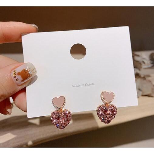 キラキラ　ピンク　ハート　ピアス　レディース　おしゃれ　ギフトボックス付き　プレゼントにもおすすめ