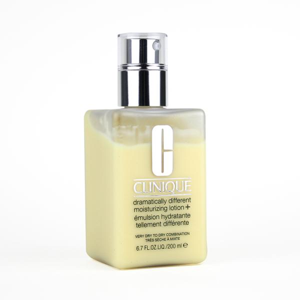 【並行輸入品】クリニークドラマティカリーディファレントモイスチャライジングローションプラス200ml...