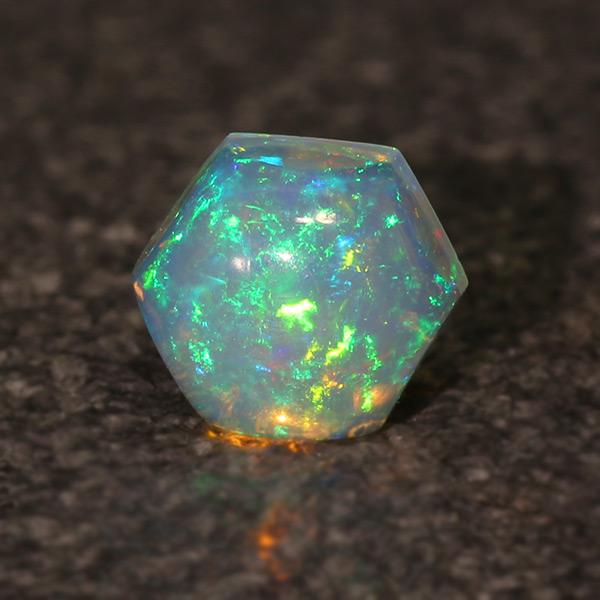 エチオピア オパール カボション ヘキサゴン 1.53ct  限定1個 製品オーダー可能 誕生石10...
