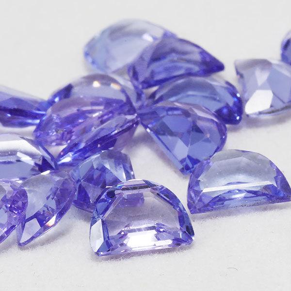 タンザナイト ハーフムーン 6×4mm 誕生石12月 製品オーダー可能