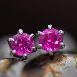 ゆう プラチナ Pt900 0.6カラット ルビーピアス 新品✨ PT900 ルビー ダイヤモンド プラチナ ピアス ルビー