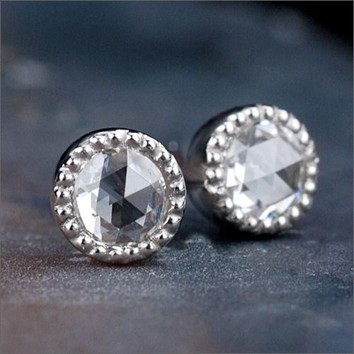 ポイント10％中 オーセンティック Authenticローズカットダイヤ ピアス 誕生石 4月 PT...