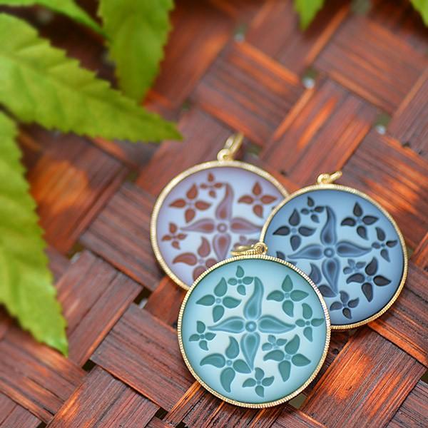 あすつく　カメオペンダントトップ「古風」K10YG　