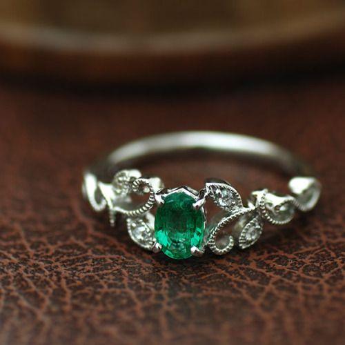 ザンビア産 エメラルド ローズカットダイヤモンド リング ツタの葉ライン PT900 K18 K10...