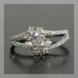 ミクスト ダイヤモンドリング 誕生石 4月 PT900 K18 K10対応