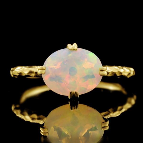 P+10％中 9×7mm エチオピアオパール エッセ リング PT900 K18 K10対応 誕生石...