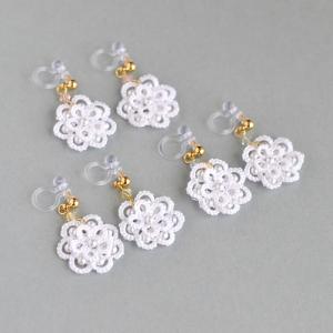 純白のお花 イヤリング ピアス 樹脂イヤリング...の詳細画像1