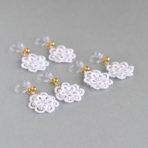 純白のお花 イヤリング ピアス 樹脂イヤリング...の詳細画像2