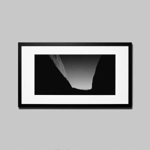 IGREBOW オーストラリア カタジュタ 風の谷シルエット アイグレボウ インテリアフォト ウッド黒フレーム ビッグサイズ モノクローム