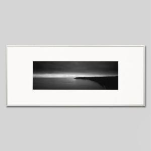 IGREBOW フランス ブルターニュ 海 ポート・ラゾの夜明け アイグレボウ インテリアフォト アルミフレーム ビッグサイズ モノクローム