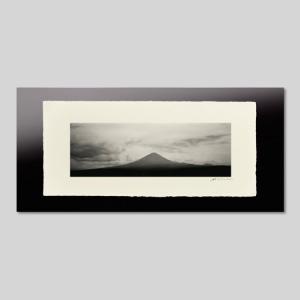 IGREBOW 山梨県 雄大な富士山 ビッグサイズ アイグレボウ インテリアフォト 越前塗板フレーム ビッグサイズ モノクローム