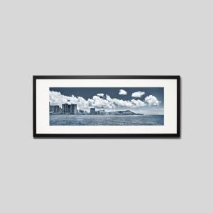 IGREBOW ハワイ 朝のワイキキの街と海 ビッグサイズ アイグレボウ インテリアフォト ウッド黒フレーム ビッグサイズ モノクローム
