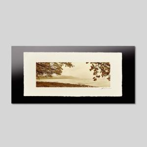 IGREBOW 北海道秋の洞爺湖畔 ビッグサイズ アイグレボウ インテリアフォト 越前塗板フレーム ビッグサイズ モノクローム