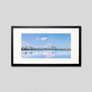 IGREBOW ニューヨーク セントラルパークの池とマンハッタンのビル群 アイグレボウ インテリアフォト ウッド黒フレーム ビッグサイズ カラー写真