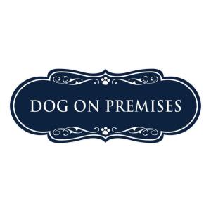 Designer Paws、Dog On Premisesサイン(ネイビーブルー/ホワイト) - S...