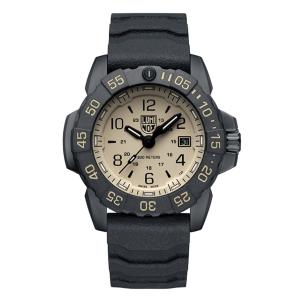 ルミノックス 新たにラバー・スティール・CARBONOX?の3つの素材で構成されるNAVY SEAL RSC 3250 SERIES Ref.3251.CBNSF.SET｜Best watch