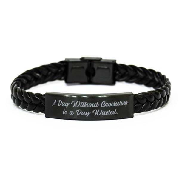 【並行輸入品】Unique Crocheting Braided Leather Bracelet,...