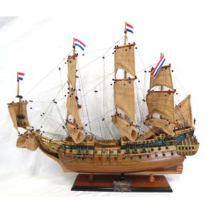帆船模型 完成品 木製 Fresland フリースランド オランダ帆船 モデルシップ 28.5インチ 全長 72cm T026｜bezipang