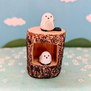 ガラス細工 シマエナガとスズラン台（L) グレー ミニチュア 置物 雑貨