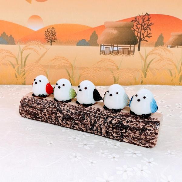 ガラス細工　シマエナガ5人ベンチ（木台付）　ミニチュア　雑貨　置物　小物　鳥　北海道