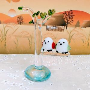 シマエナガとお花　ガラス細工　ミニチュア ガラス細工 花シマエナガ（M) 赤 ミニチュア 雑貨 置物 小物 鳥 北海道